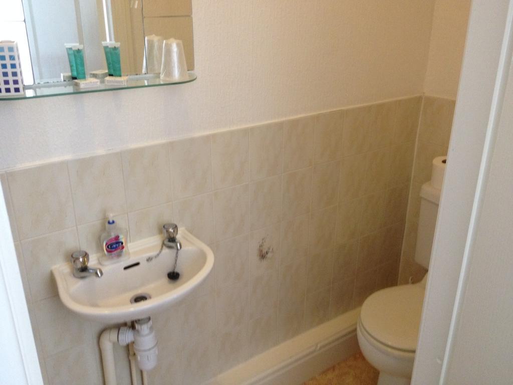 The Mackintosh Guest Accommodation Blackpool Room photo
